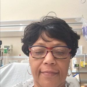 Meet your Posher, Beverly